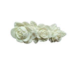Broche Trio de Roses en Résine. Blanc 5.372€ #50639BR0010